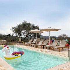 Heliopetra Lux Villa with private Pool