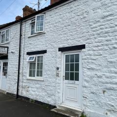 Fryers Cottage, Seamer, 3 Bed cottage sleeps 5 people