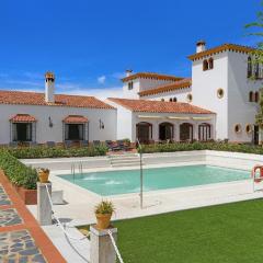12 Bedroom Stunning Home In La Granada De Ro-tint