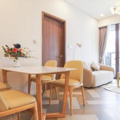 A BEAUTIFUL 1 BR APT at METROPOLE THU THIEM