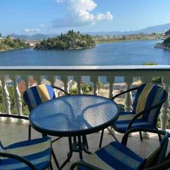 Lacus - home with a view