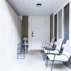 Modern yet comfy 3 bed suite in Surrey