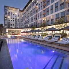 Luxury 5-Star Hotel Apartment in Sandton