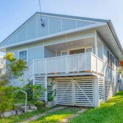 Stylish 1950s Moffat Beach House