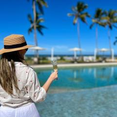 Kalug - Duplex PÉ NA AREIA com 4 suítes, piscina e churrasqueira privativa na Praia do Sul! Perfeito para família - Wifi 300mb!