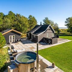 Holiday Home Skaubjergvej