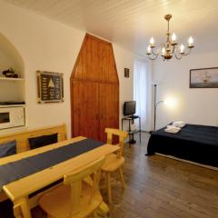 Nella Apartment