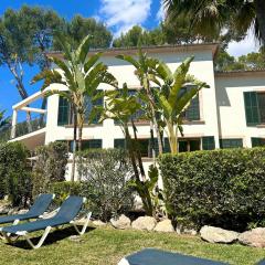 Beachhouse 2min to the sea with pool & wonderful garden