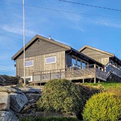 Stunning Home In Hvik With Wifi