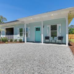 Charming Ocean Isle Beach Home about 1 Mi to Beach!