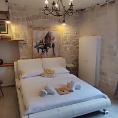 Studios Kadena Trogir - 18th century stone house