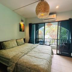 MILD ROOM SEA VIEW ROOM FOR RENT