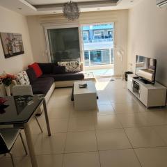 Aura-B6-1BR-beautiful-Apt