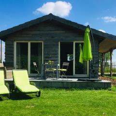 La vie en rose - A chalet in the nature with fenced garden