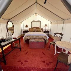 Cosmo Glamping Tent at Zenzen Gardens