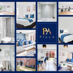 Pluxa Royal Azul 4 Bedroom House with car park