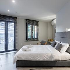 Superb Central Athens Suite with Rooftop, Perfect for 5 Guests, 85sqm