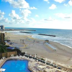 Daniel Hotel - Residence Seaside Luxury Flat