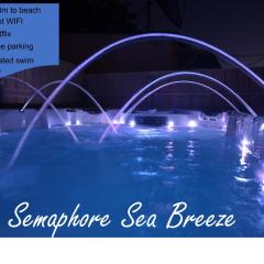 Semaphore Sea Breeze-Family Beach-Heated Plunge Pool Holiday House 4 brm 2 bath