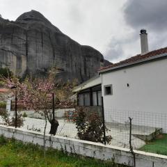 Paradise of Meteora A