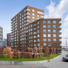 Loft-Style Duplex with Balcony in Downtown Reykjavík