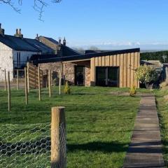 The CowShed Cottage - Beautiful Location