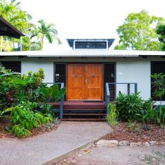 Picnic House, Luxurious Tropical House