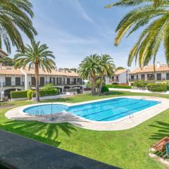 Paola: Preciosa casa pareada con piscina