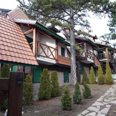 Tarski Čardaci