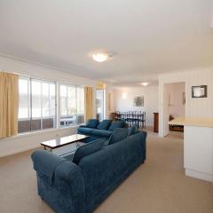 Beachside Shoal Bay Unit 5