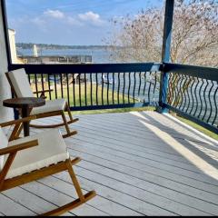 Linda's Lake House Waterfront Home on Lake Conroe