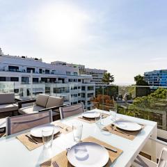 Brand new apartment with pool and SEA VIEW in Marbella