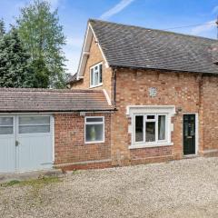 Wheelbarrow Cottage