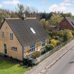 2 Bedroom Pet Friendly Home In Samsø