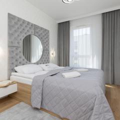 Praga Arte Apartments with Parking & Balcony by Noclegi Renters