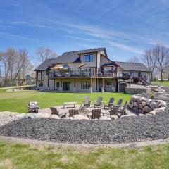Expansive Retreat on 5 Acres in Shakopee!