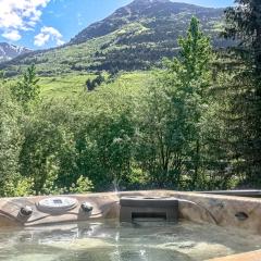 Alyeska Slopeside