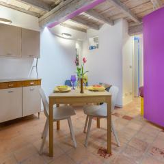 Ferrara Mignon Lilac House