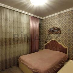 Private cozy room next to metro Garayev