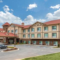 Fairfield Inn & Suites by Marriott Helen