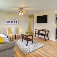 3 Mi to Dtwn Waxahachie Townhome with Fire Pit