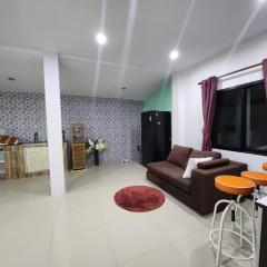 Phanason Private Home soi 4