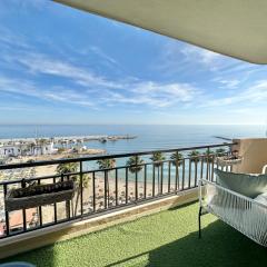 El Faro, Center Marbella Beachfront - EaW Homes