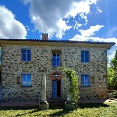 A Casa là - l'Aiola