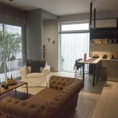 Friends Luxury Apartment In Marousi