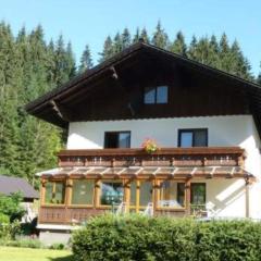 Charming holiday home in Gosau