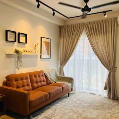 Chic Cosy at Kota Warisan Near Airport KLIA KLIA2 5-7 Pax