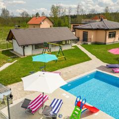 Gorgeous Home In Ornice With Private Swimming Pool, Can Be Inside Or Outside