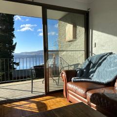 Jindabyne Lake View