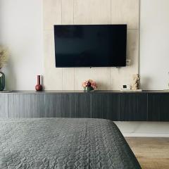 Evadări Urbane, 2 en-suite studios, Cazino, Mamaia